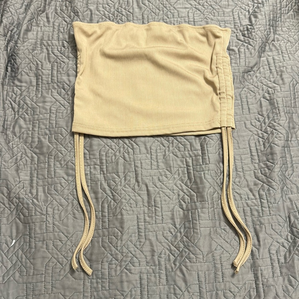 Strapless crop top